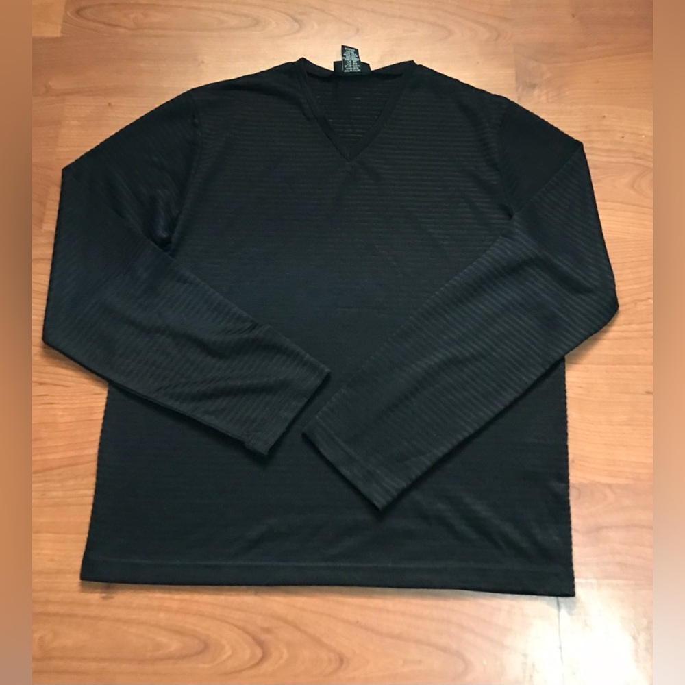 CONWELL  Mens Black Long Sleeve V-Neck Shirt